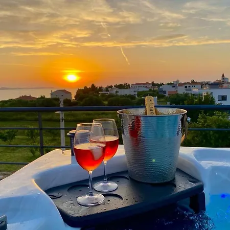 Luka Villa
